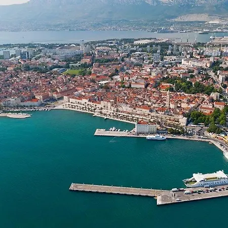 studio Split 3 , near Žnjan beach, parking place Apartman Split
