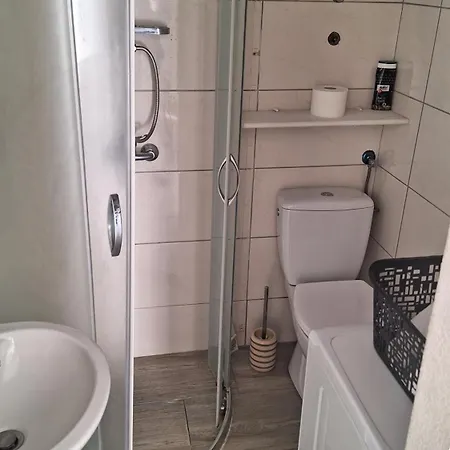 Apartment Studio Trstenik With Private Parking Space *