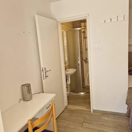 studio Split 3 , near Žnjan beach, parking place Apartman Split
